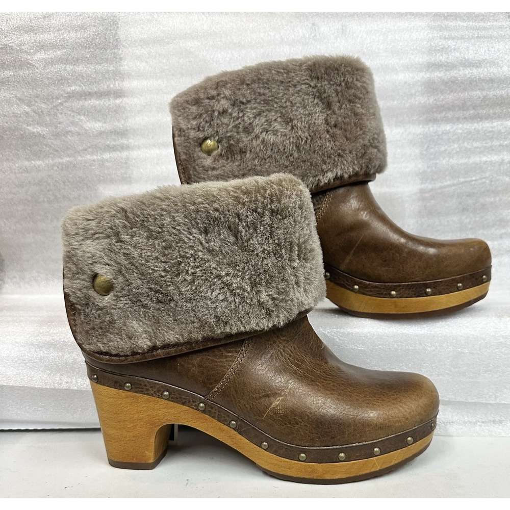 UGG Australia Lynnea Brown Leather Sheepskin Clog Ankle‎ Boots Size 6
